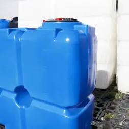 Емкость ST 2000л с патрубками 100мм под плотность до 1.2 г/см3 синяя